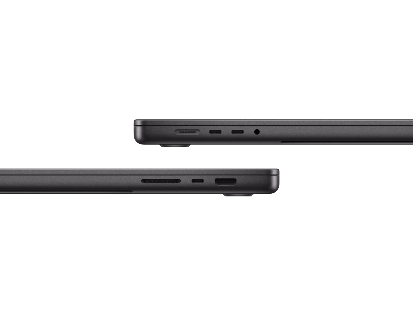 MacBook Pro 16-inch - M4 Max - 14‑core CPU - 32‑core GPU - 36GB RAM - 1TB SSD - Space Black Close up of Ports